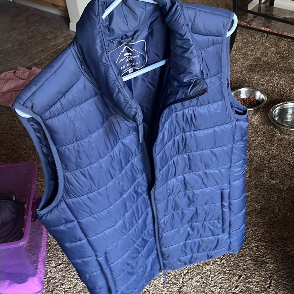 Primark Ultra Lightweight Navy Gilet